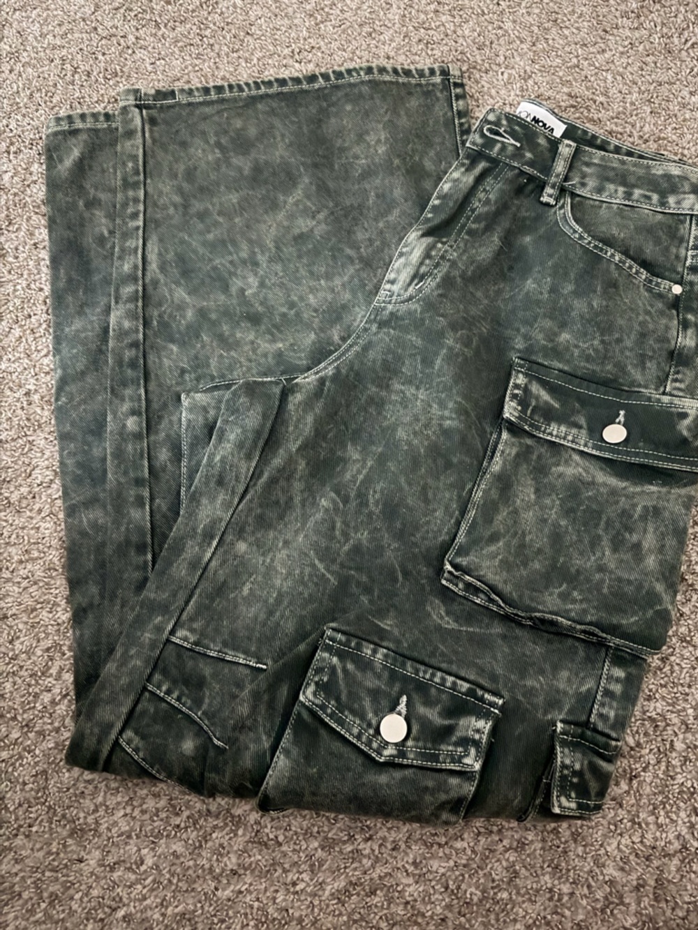 Fashion Nova cargo jeans - size 7